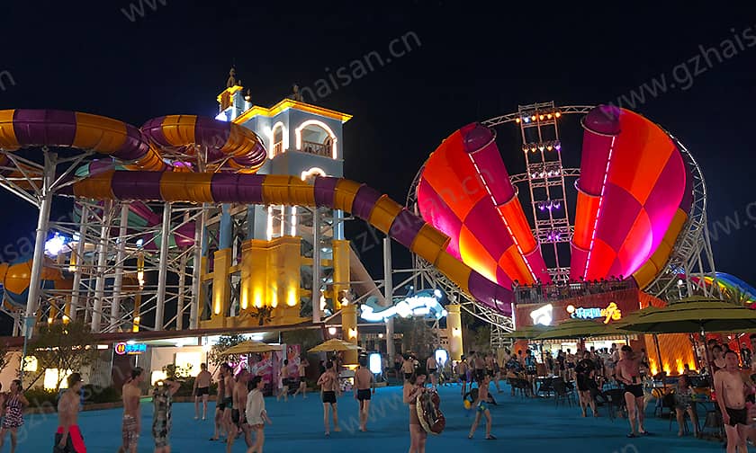 宁波大目湾阿拉的海水上乐园超级龙卷风滑道