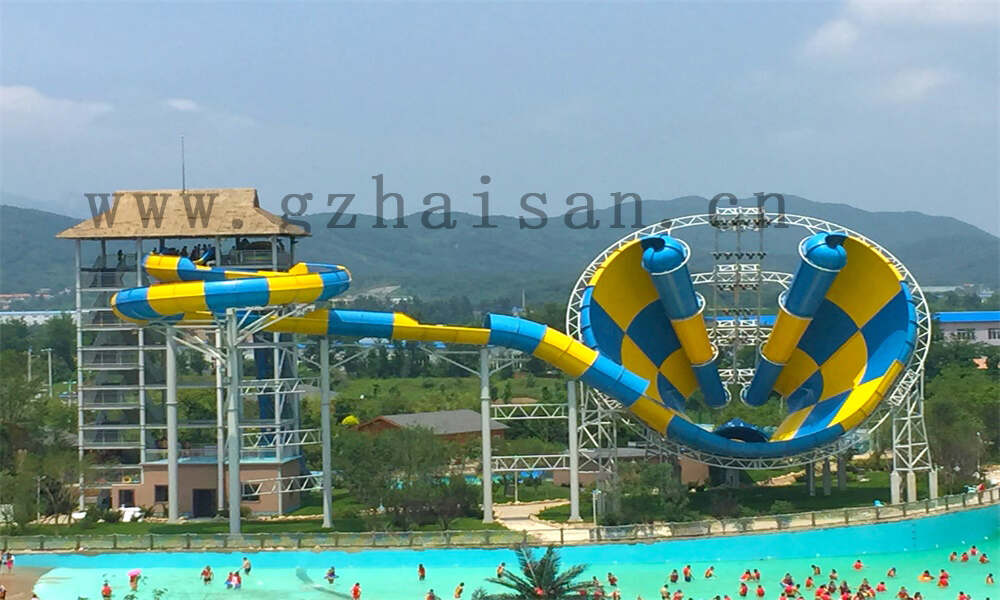 AI融合科技与欢乐：水上乐园设备的创新融合