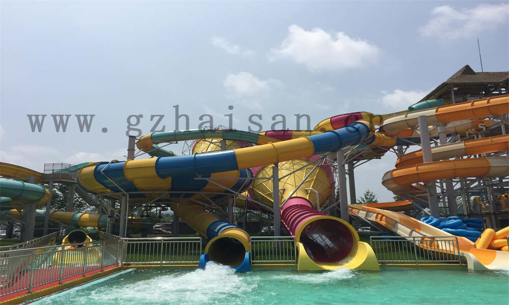 为什么炎热的夏季去水上乐园度假是最佳选择？