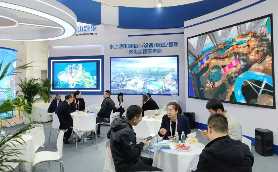 齐聚北京，共绘蓝图 | jinnianhui今年会游乐亮相2025北京国际游乐展，展现行业领军者风采